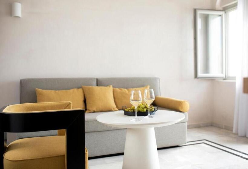 سوئیت با چشم‌انداز, Andromeda Villas & Spa Resort