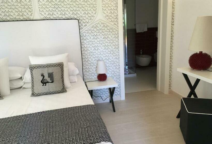 标准三人间, Cala Rosa Club