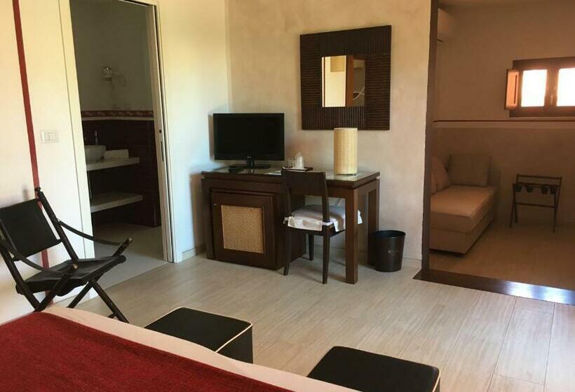 四人标准间, Cala Rosa Club