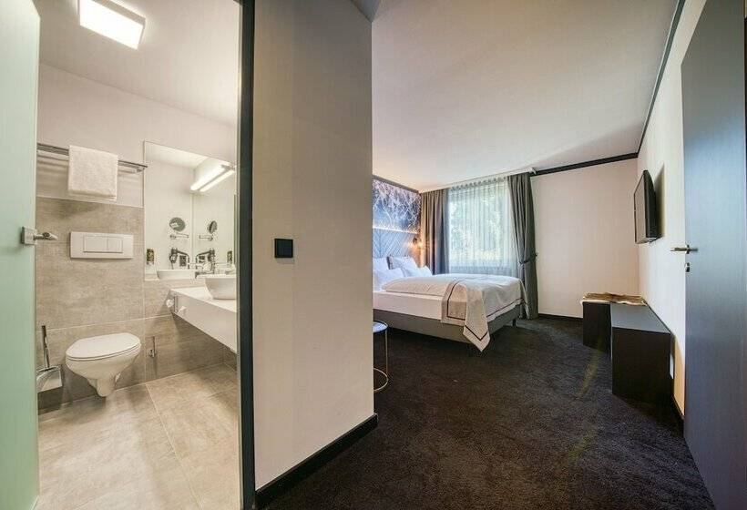 سوییت جونیور, Fourside Hotel Salzburg, Trademark Collection By Wyndham