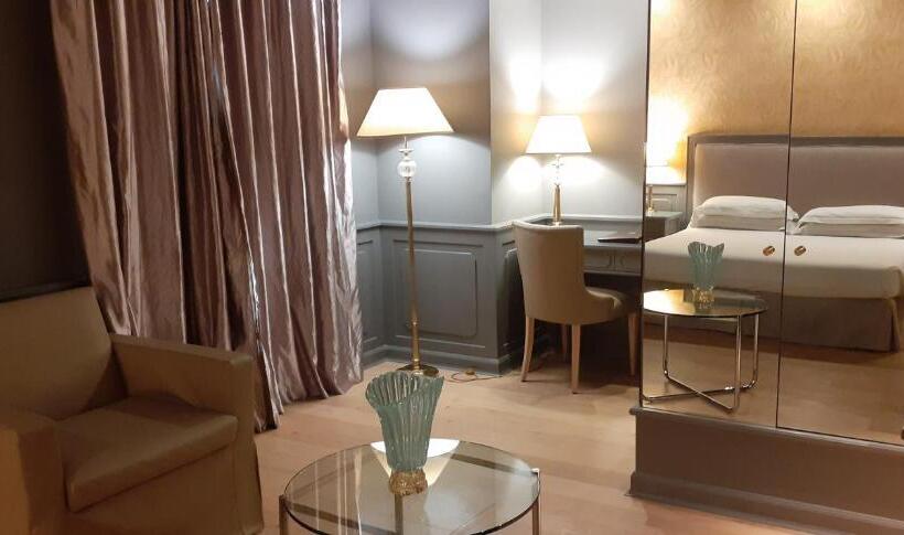 Junior Suite, Grand Hotel De La Ville