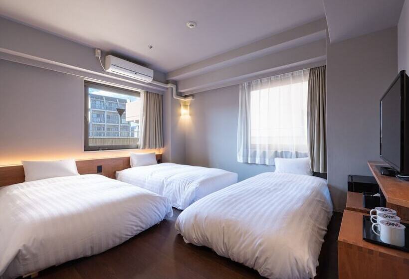 3 Bett Deluxe Zimmer, En  Kyoto