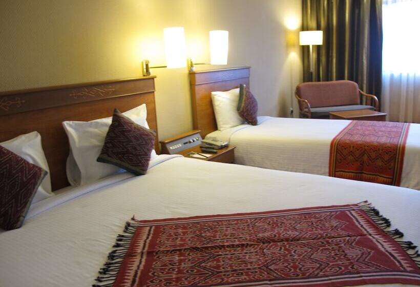 Chambre Familiale Deluxe, Grand Continental Kuching