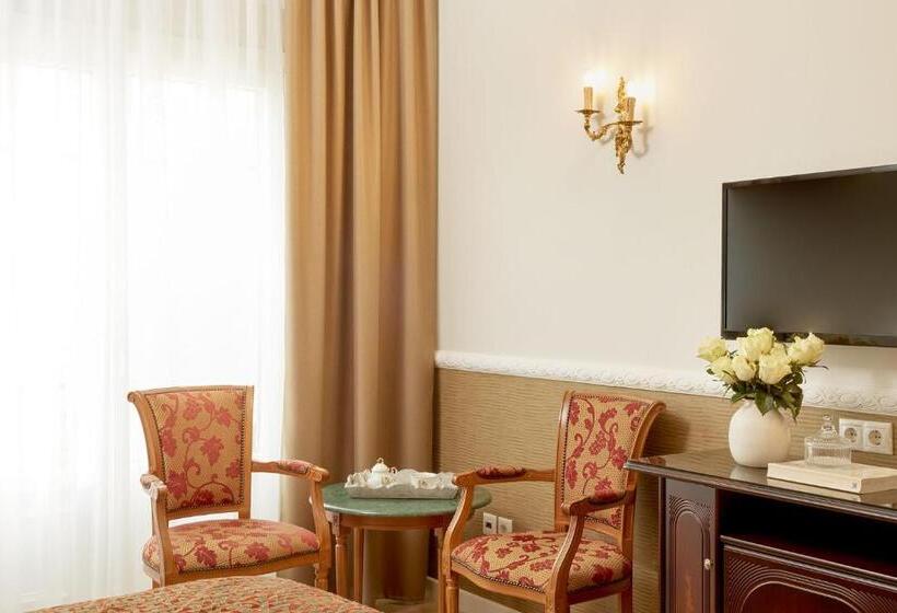 اتاق تودرتو کلاسیک, Grand Hotel Palace