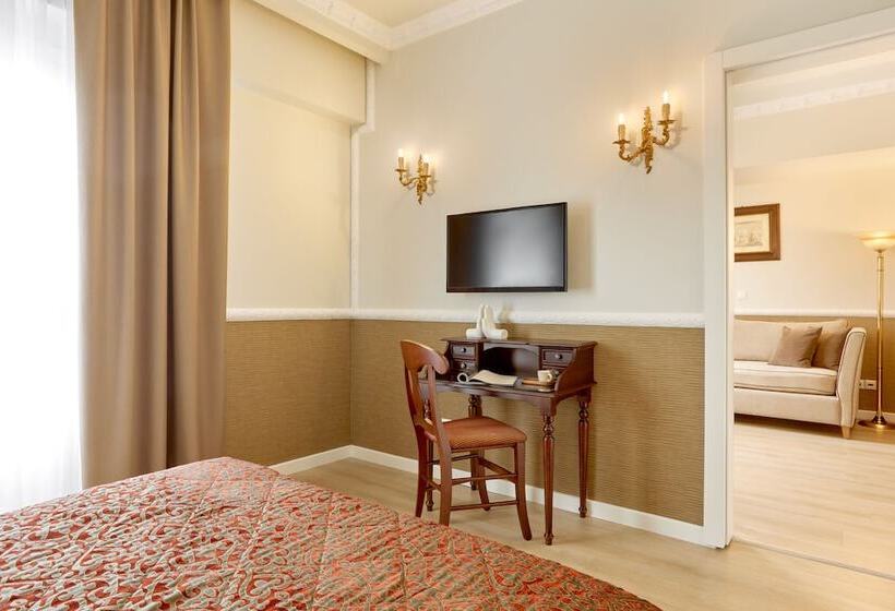 سوئیت کلاسیک, Grand Hotel Palace