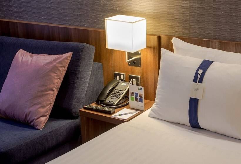 اتاق استاندارد, Holiday Inn Express Earls Court, An Ihg