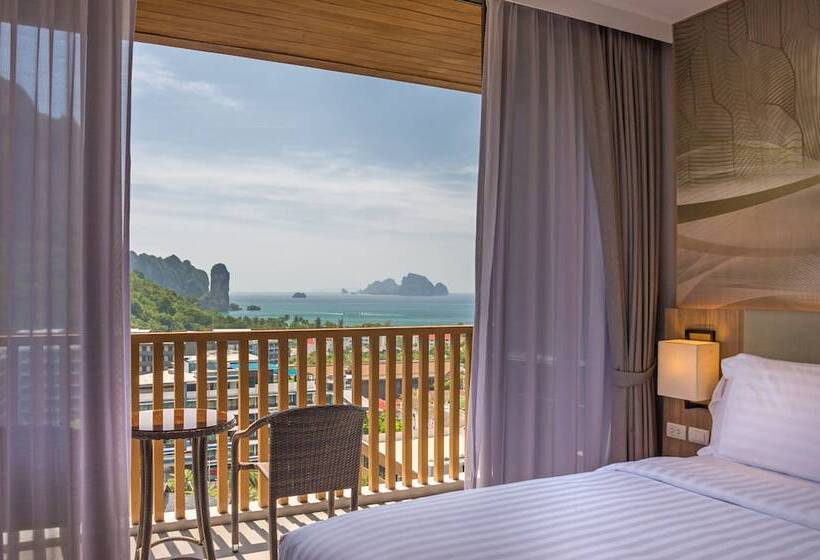 اتاق استاندارد با تخت دوبل و چشم‌انداز دریا, Holiday Inn Resort Krabi Ao Nang Beach  An Ihg