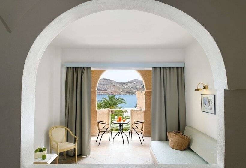 سوییت جونیور با چشم‌انداز دریا, Lindos Royal Resort