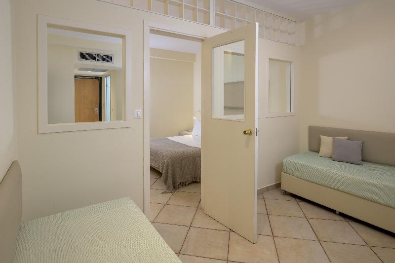 Bahçe Manzaralı Aile Odası, Lindos Royal Resort