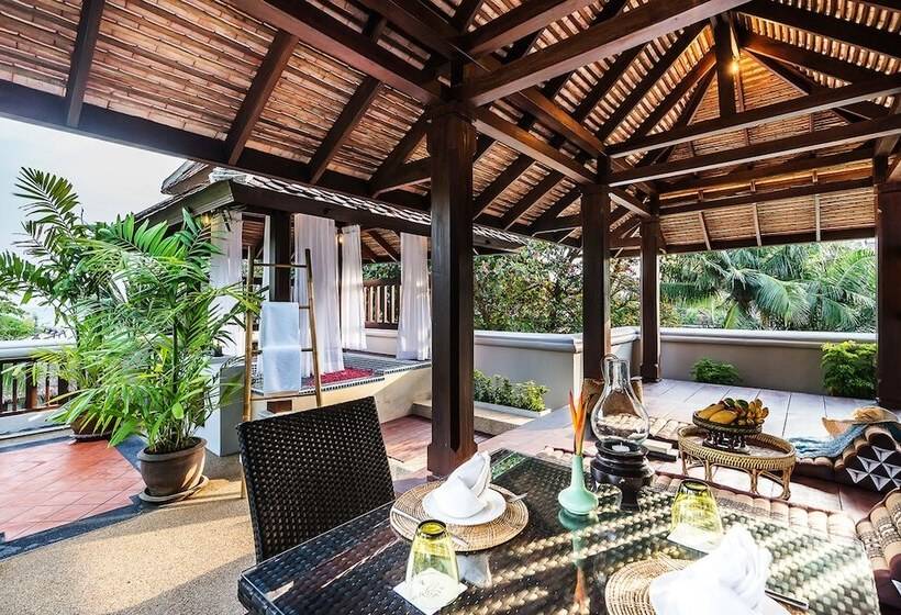 سوئیت رویال, Muang Samui Spa Resort