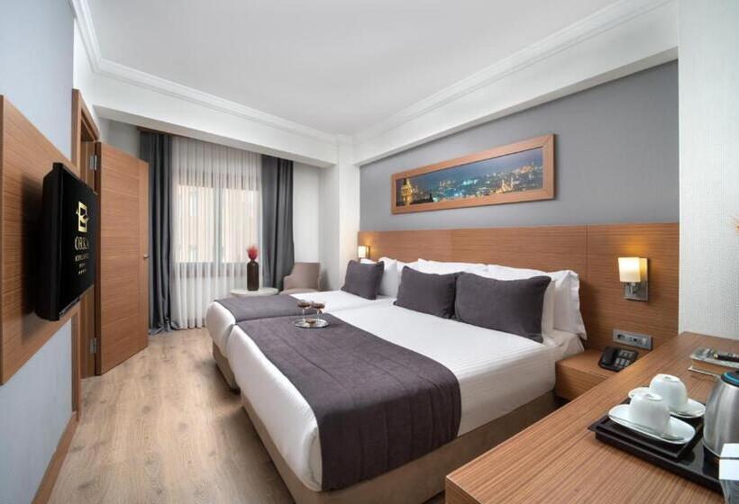 اتاق خانوادگی تودرتو, Orka Royal Hotel & Spa