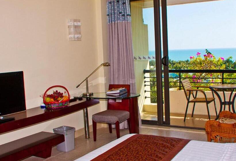 اتاق لوکس با چشم‌انداز دریا, Palm Beach Resort & Spa
