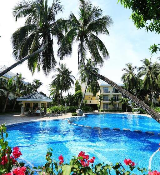 سوییت با چشم‌انداز باغ, Palm Beach Resort & Spa