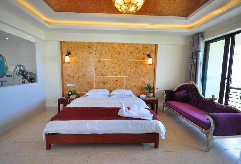 Deluxe Suite Sea View, Palm Beach Resort & Spa