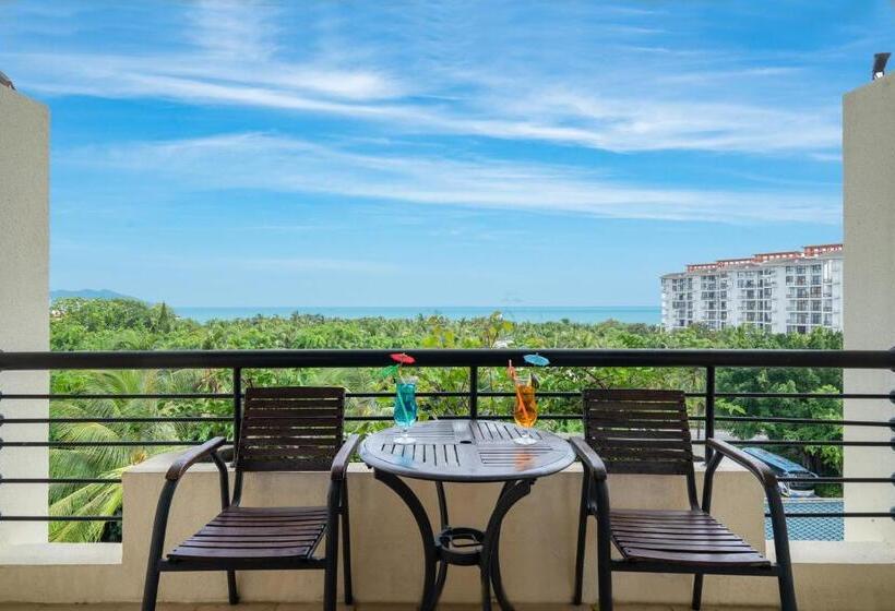 اتاق لوکس با چشم‌انداز دریا, Palm Beach Resort & Spa