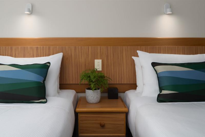 اتاق استاندارد با چشم‌انداز دریاچه, Rydges Lakeland Resort Queenstown