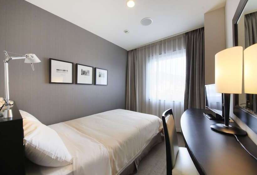 اتاق استاندارد یک نفره, Sotetsu Fresa Inn Nagano Ueda