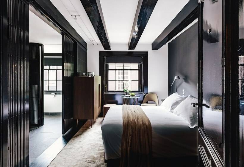 اتاق لوکس یک تخته, The Dylan Amsterdam   The Leading Hotels Of The World