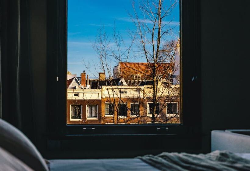 Junior Suite with Views, The Dylan Amsterdam