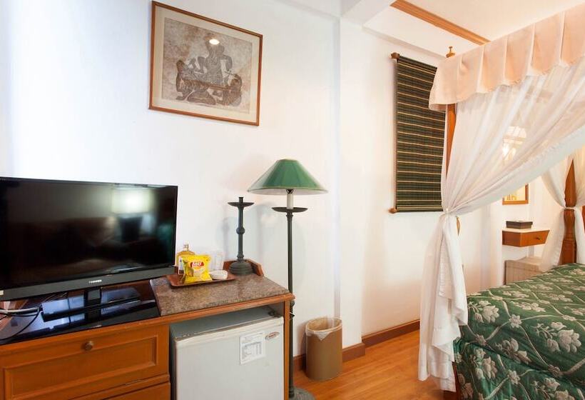 اتاق لوکس با چشم‌انداز دریا, Orchid Hotel And Spa Kalim Bay