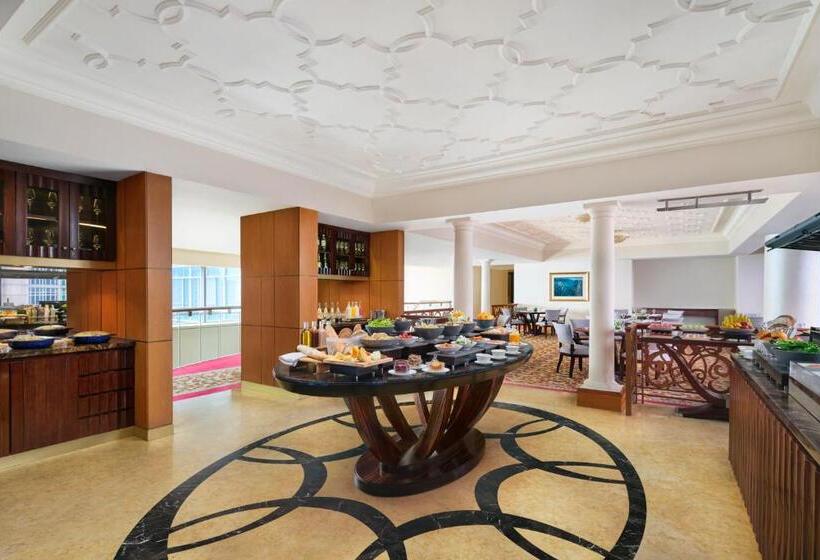 带大床的俱乐部房间, The Ritzcarlton Jakarta, Mega Kuningan