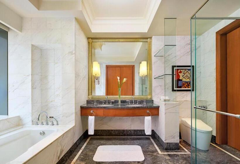 俱乐部套间, The Ritzcarlton Jakarta, Mega Kuningan