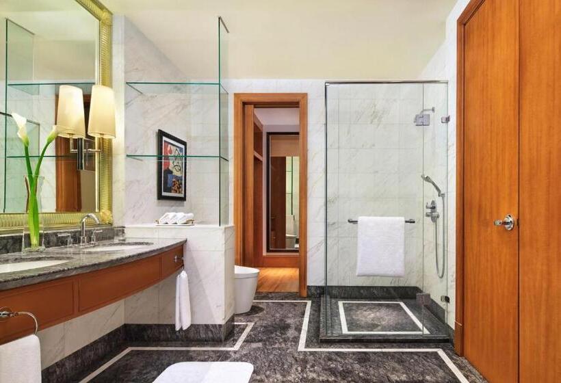 俱乐部房间, The Ritzcarlton Jakarta, Mega Kuningan