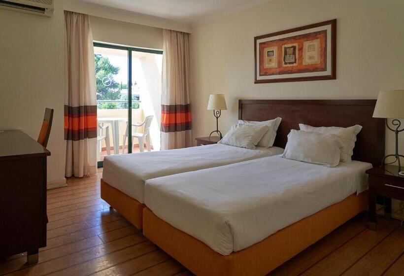اتاق لوکس با چشم‌انداز شهر, The Navigator - Palm Oasis Alvor - All Inclusive