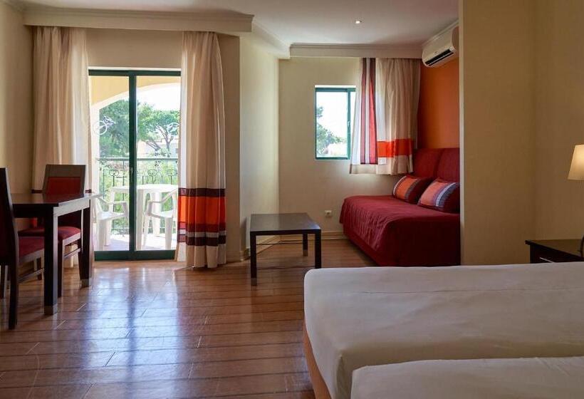 سوییت جونیور با بالکن, The Navigator - Palm Oasis Alvor - All Inclusive