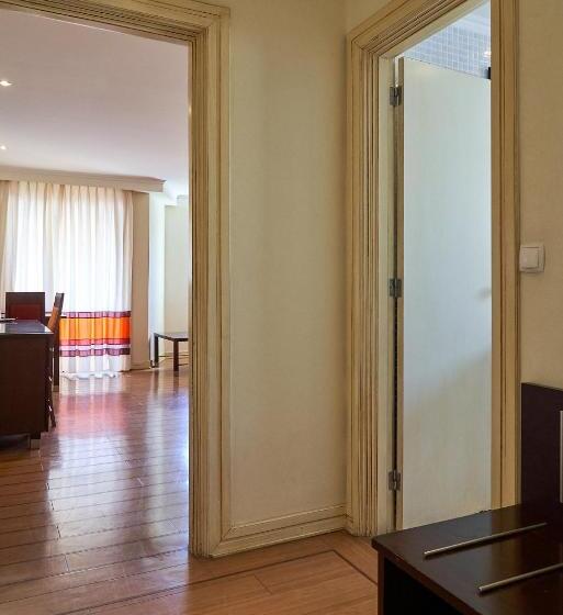 سوئیت جونیور با چشم‌انداز باغ, The Navigator - Palm Oasis Alvor - All Inclusive