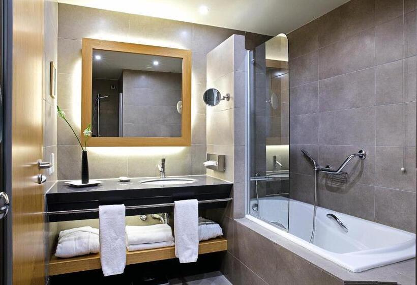 سوییت خانوادگی, Lazart Hotel, Trademark Collection By Wyndham