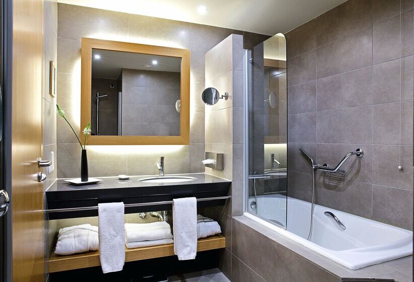 سوییت خانوادگی, Lazart Hotel, Trademark Collection By Wyndham