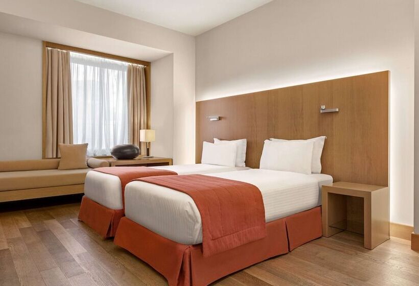 اتاق استاندارد برای معلولان, Lazart Hotel, Trademark Collection By Wyndham