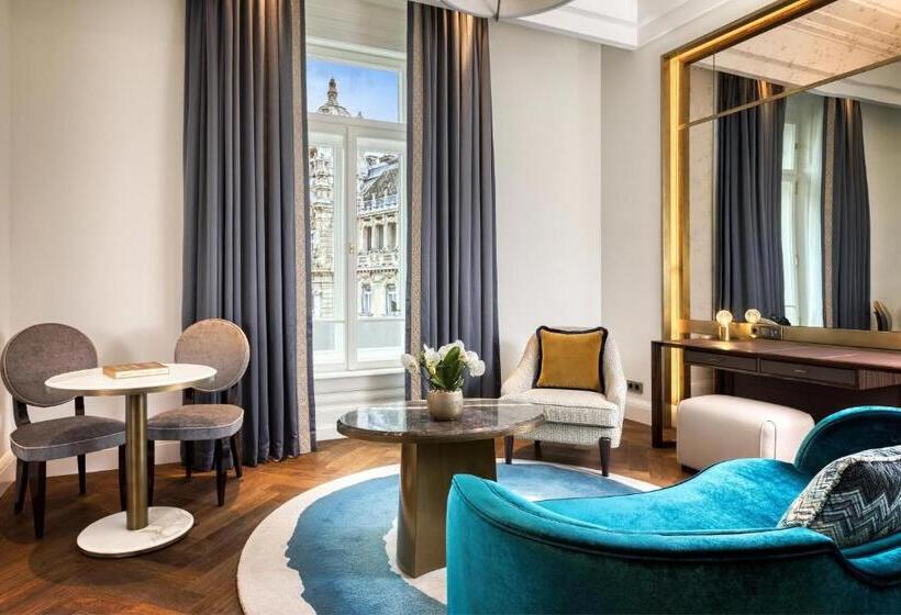 مجموعه ویستا شهر, Matild Palace, A Luxury Collection