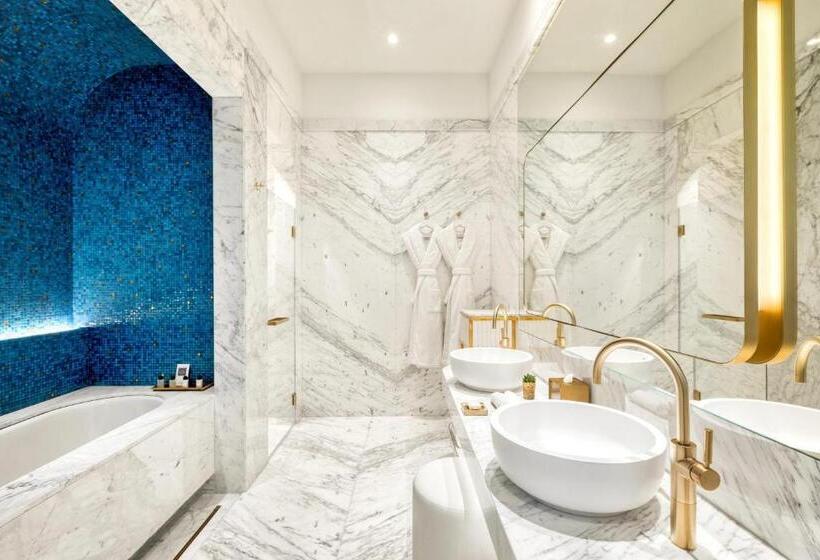 مجموعه ویستا شهر, Matild Palace, A Luxury Collection