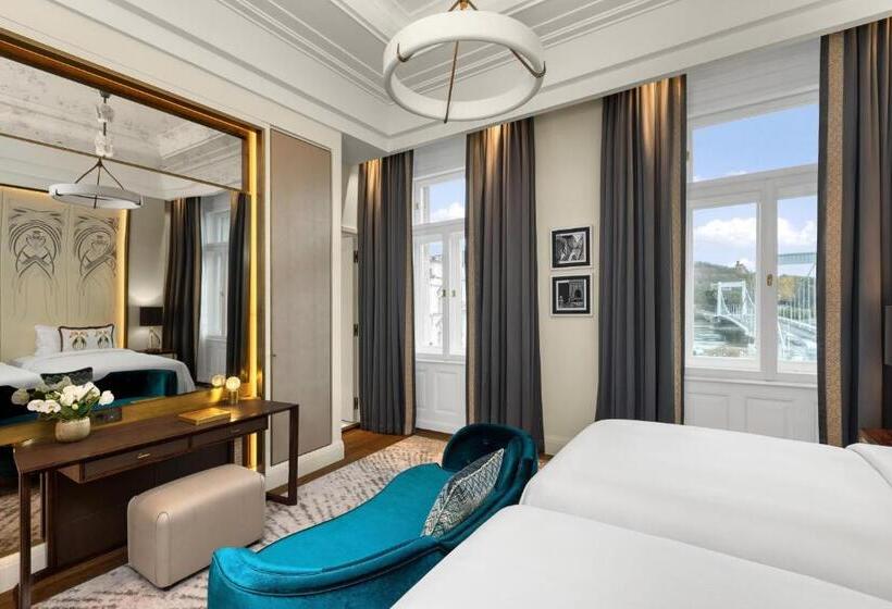 اتاق استاندارد با چشم‌انداز رودخانه, Matild Palace, A Luxury Collection