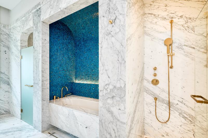 سوئیت با تخت بزرگ, Matild Palace, A Luxury Collection