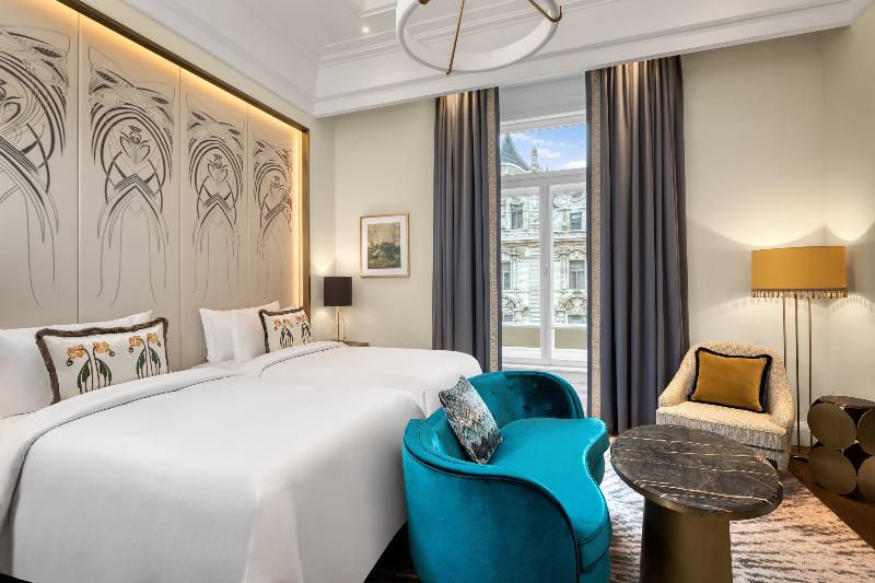 اتاق لوکس با چشم‌انداز شهر, Matild Palace, A Luxury Collection