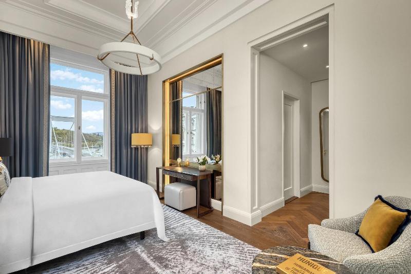 اتاق استاندارد با چشم‌انداز رودخانه, Matild Palace, A Luxury Collection