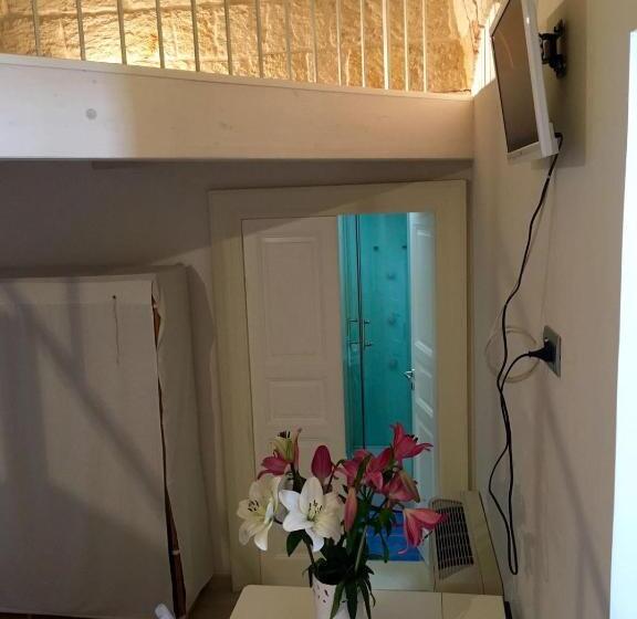 اتاق استاندارد, Cantaluna B&b