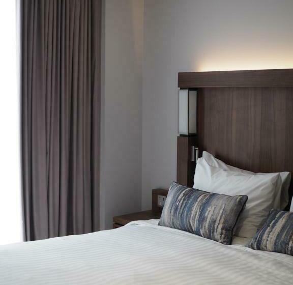 اتاق استاندارد, Courtyard By Marriott London Heathrow Airport