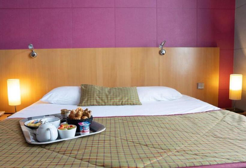اتاق خانوادگی, Best Western Adagio Saumur