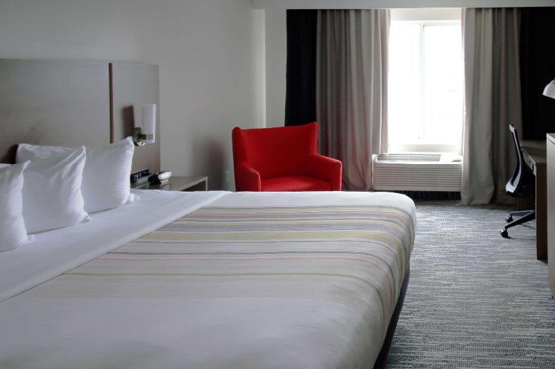 اتاق استاندارد با تخت بزرگ, Country Inn & Suites By Radisson, Council Bluffs, Ia