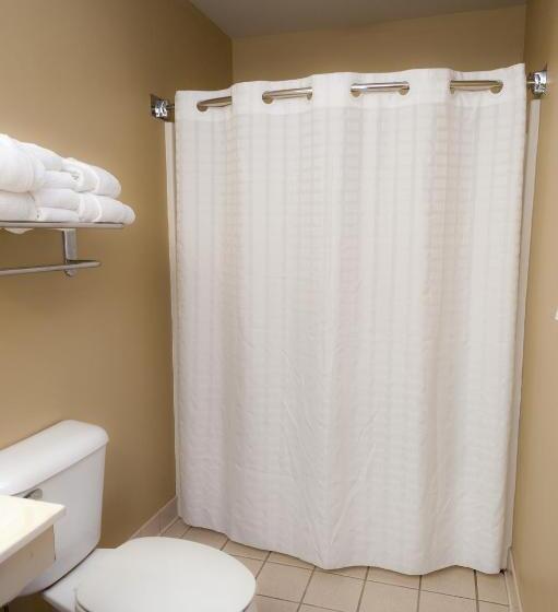 اتاق استاندارد با تخت بزرگ برای معلولان, Country Inn & Suites By Radisson, Milwaukee Airport, Wi