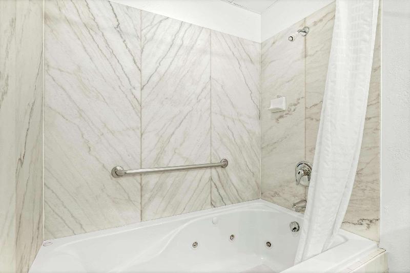 اتاق استاندارد با تخت بزرگ, Country Inn & Suites By Radisson, Oklahoma City At Northwest Expressway, Ok