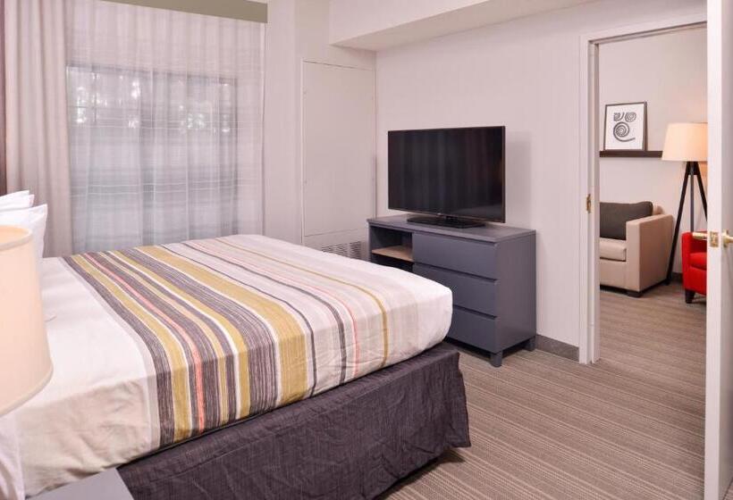 キングサイズベッドのスイートルーム, Country Inn & Suites By Radisson Raleighdurham Airport Nc