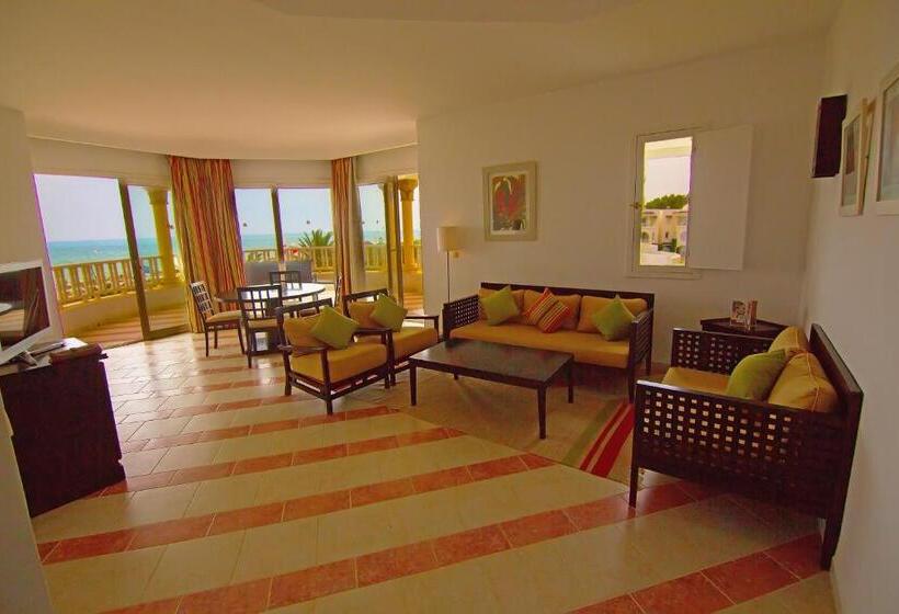 海の見える１ベッドルームアパートメント, Golden Tulip Taj Sultan Resort