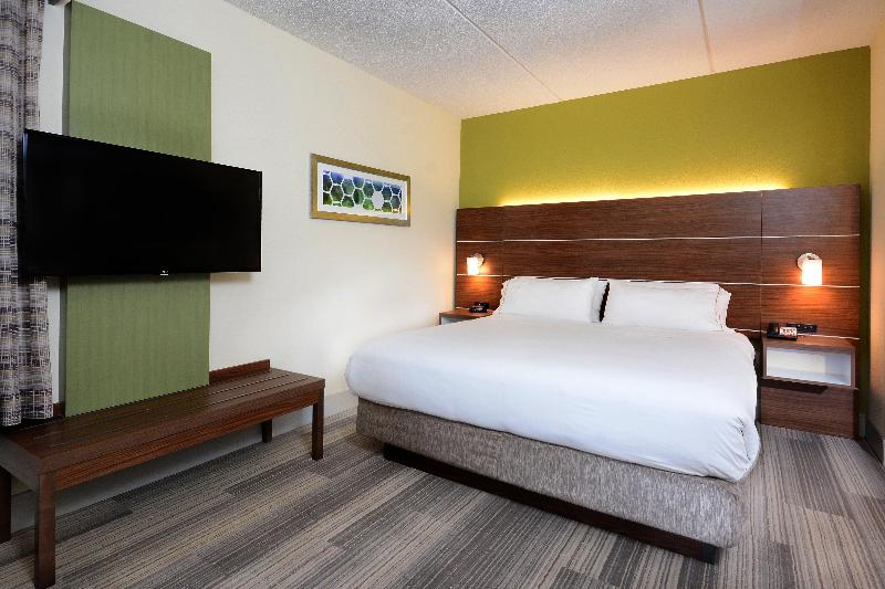 Suite Kingsize Bett, Holiday Inn Express  & Suites Research Triangle Park