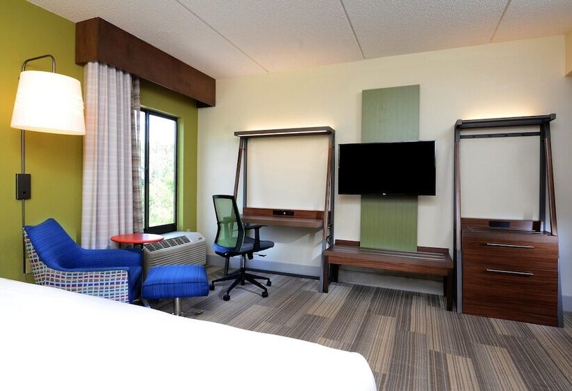 اتاق استاندارد, Holiday Inn Express  & Suites Research Triangle Park