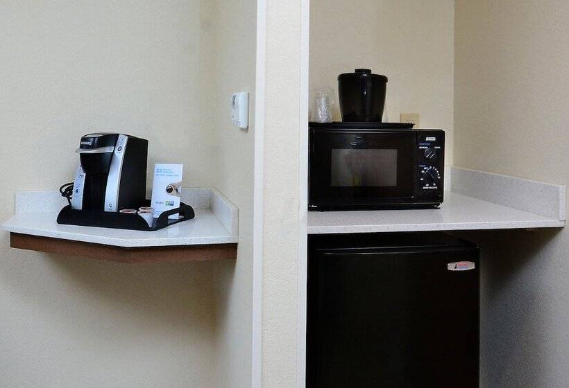 اتاق استاندارد, Holiday Inn Express & Suites Raleigh Durham Airport At Rtp, An Ihg